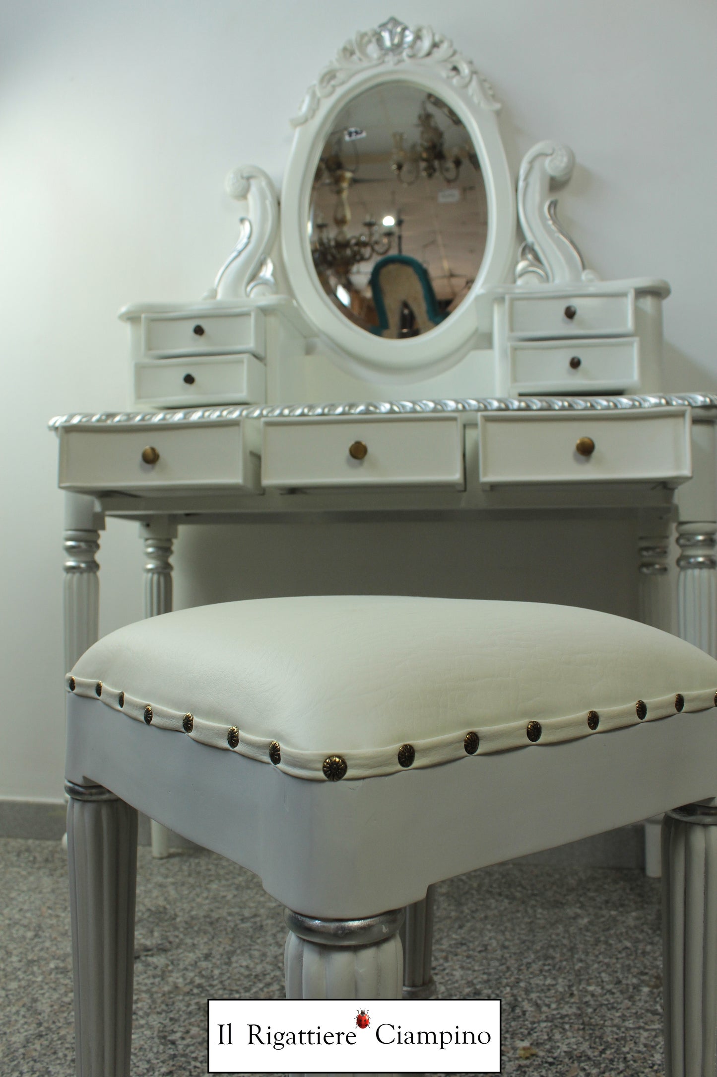 Toletta in stile inglese, legno mogano, bianca o marrone