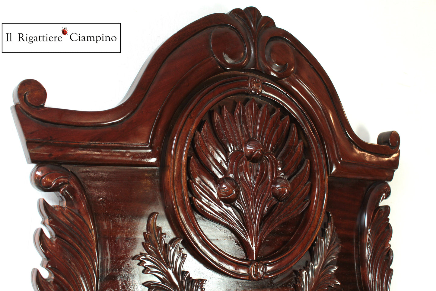 Credenza con Piattaia sagomata in mogano stile inglese