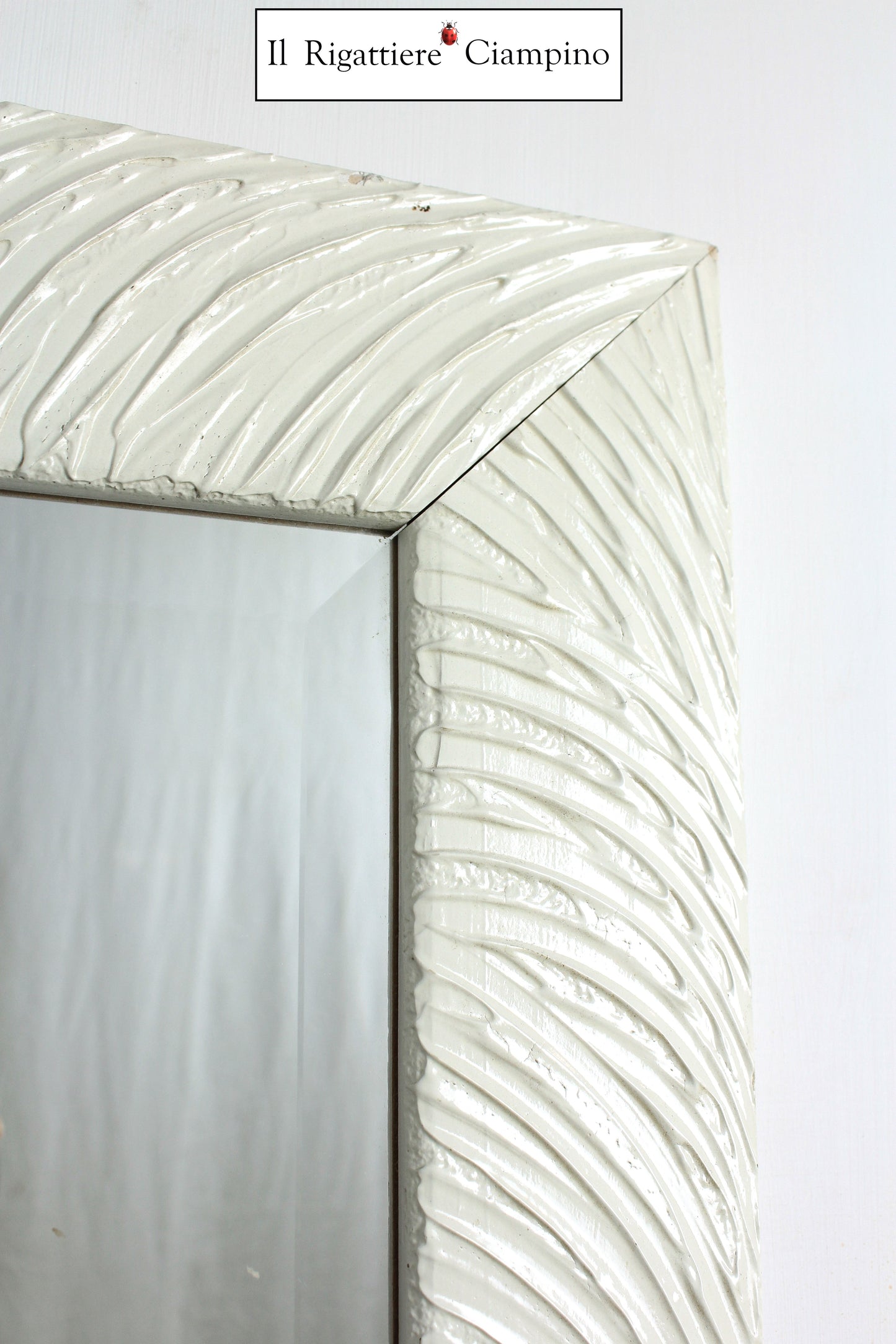 Specchio molato moderno ondulato avorio 78 x 97