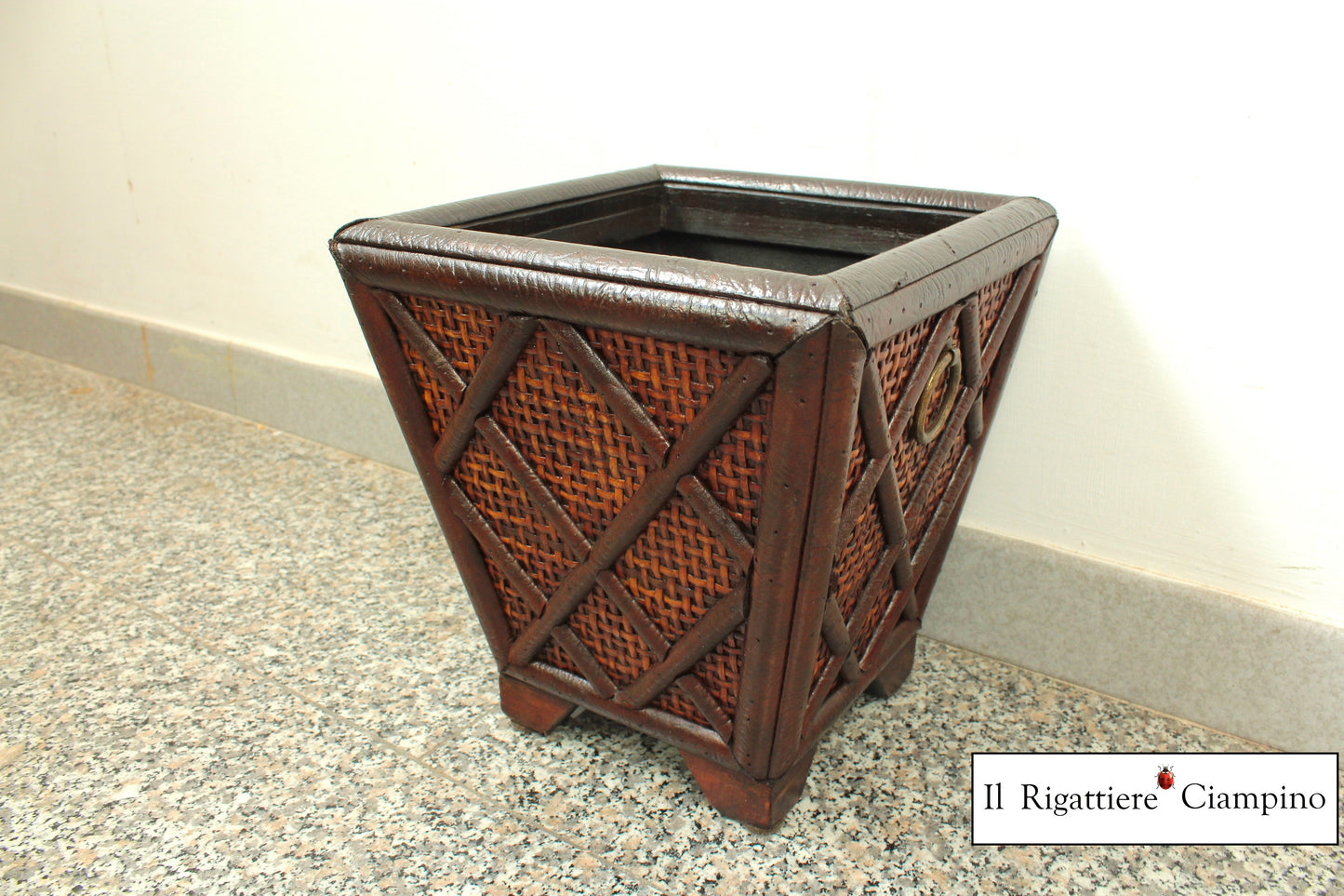 Portavaso in legno