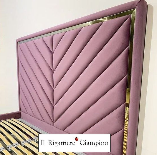 Letto matrimoniale con contenitore imbottito in velluto rosa