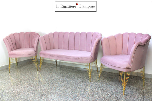 Salottino modello Perla in velluto rosa con gambe in metallo oro