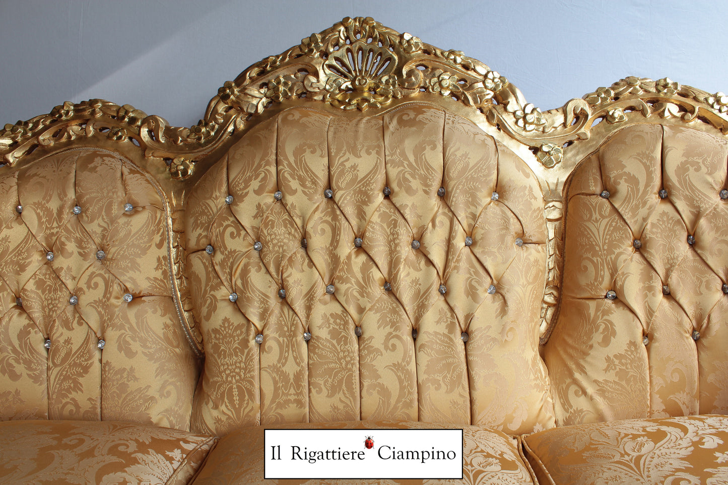 Set salotto in stile barocco, foglia oro e damasco dorato