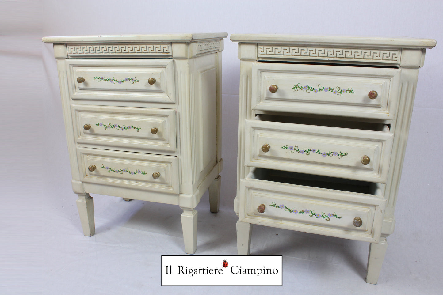 Coppia Comodini avorio in stile provenzale