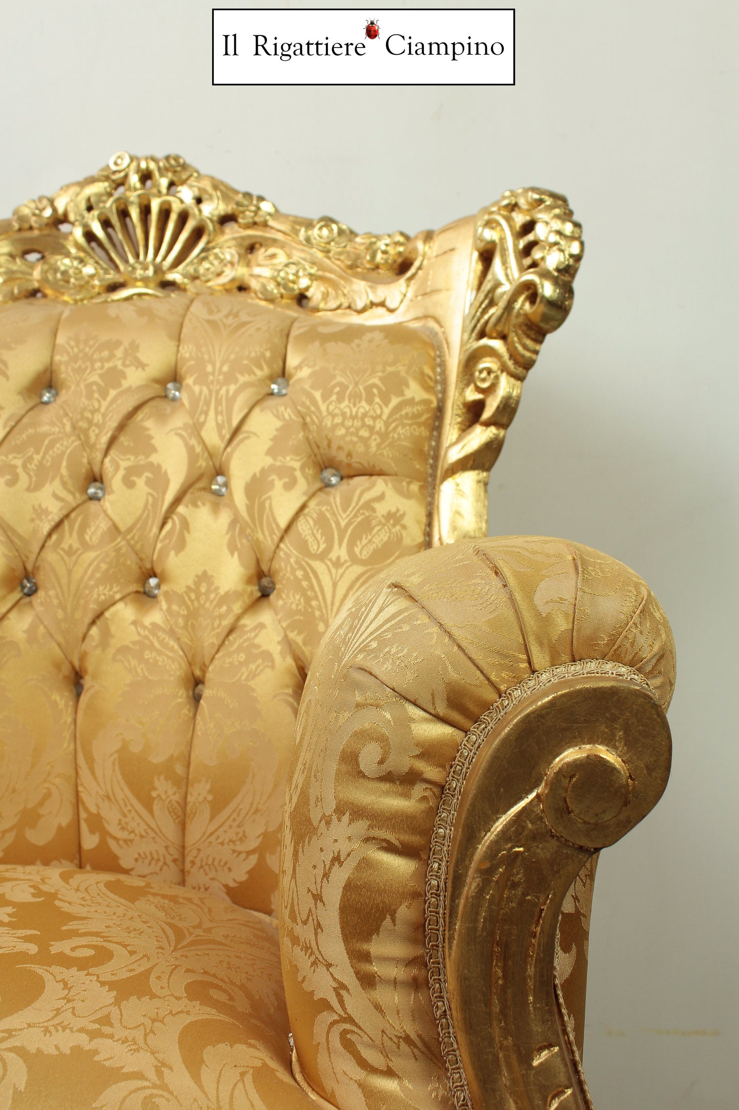 Set salotto in stile barocco, foglia oro e damasco