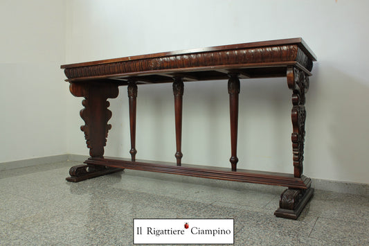 Altare in legno mogano massello tinta noce medio