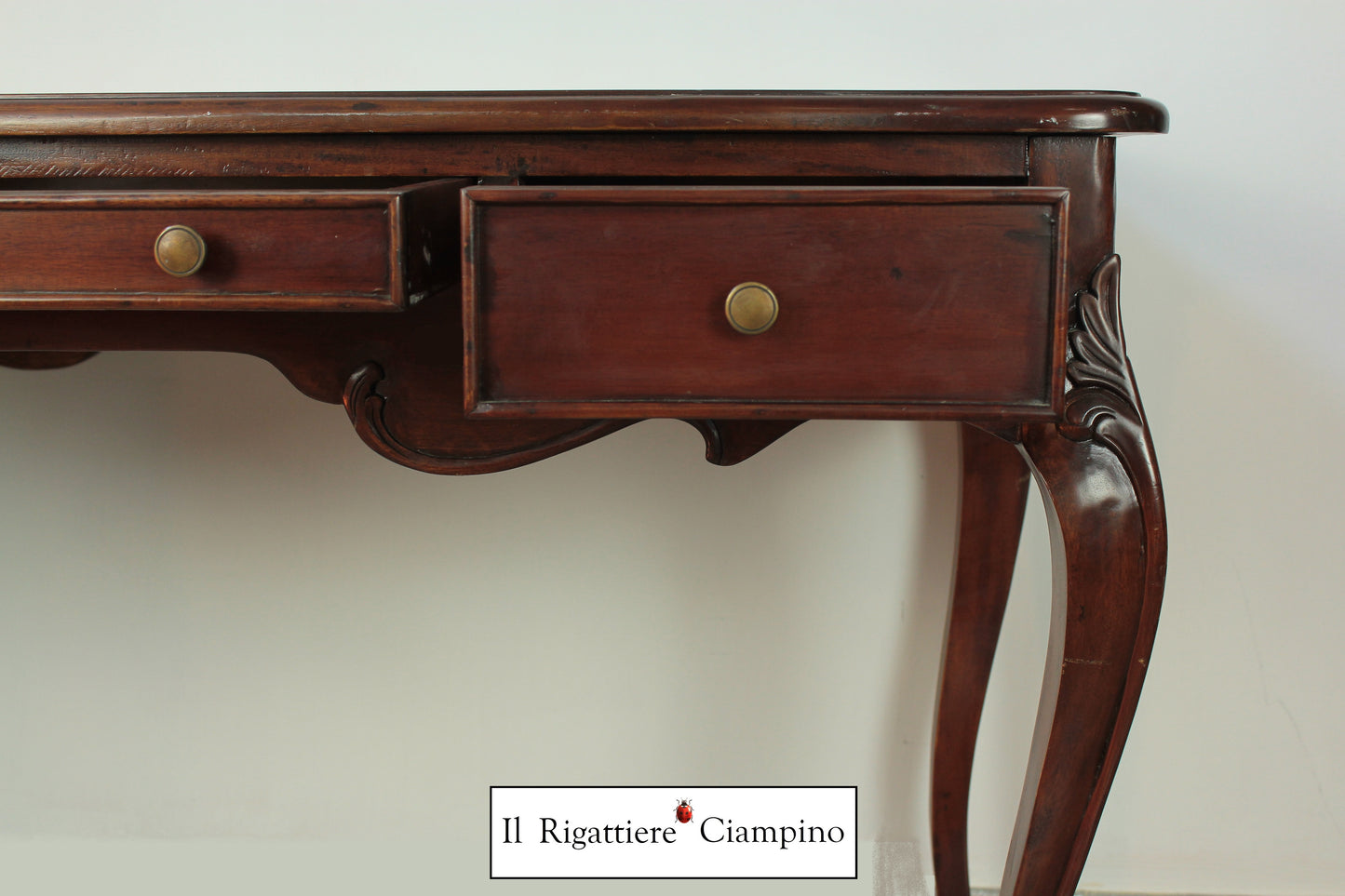 Scrittoio in legno mogano massello