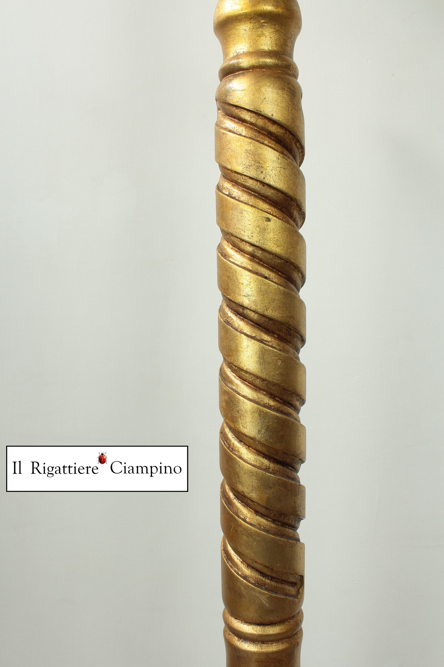 Appendiabiti modello Timone oro