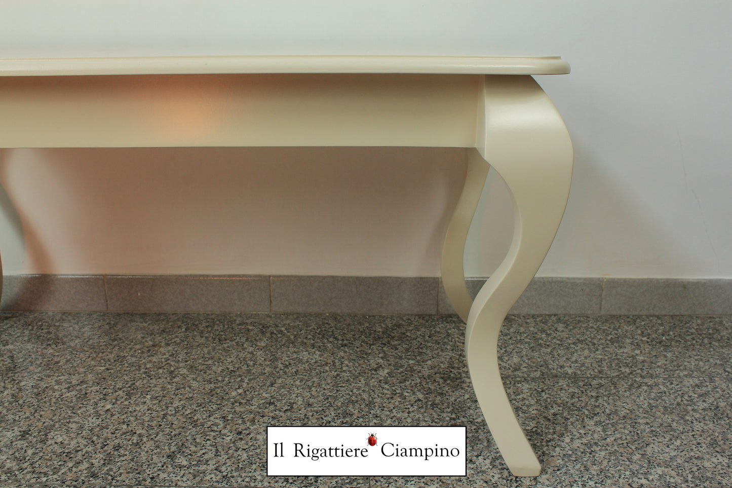 Tavolino da Salotto in legno color champagne
