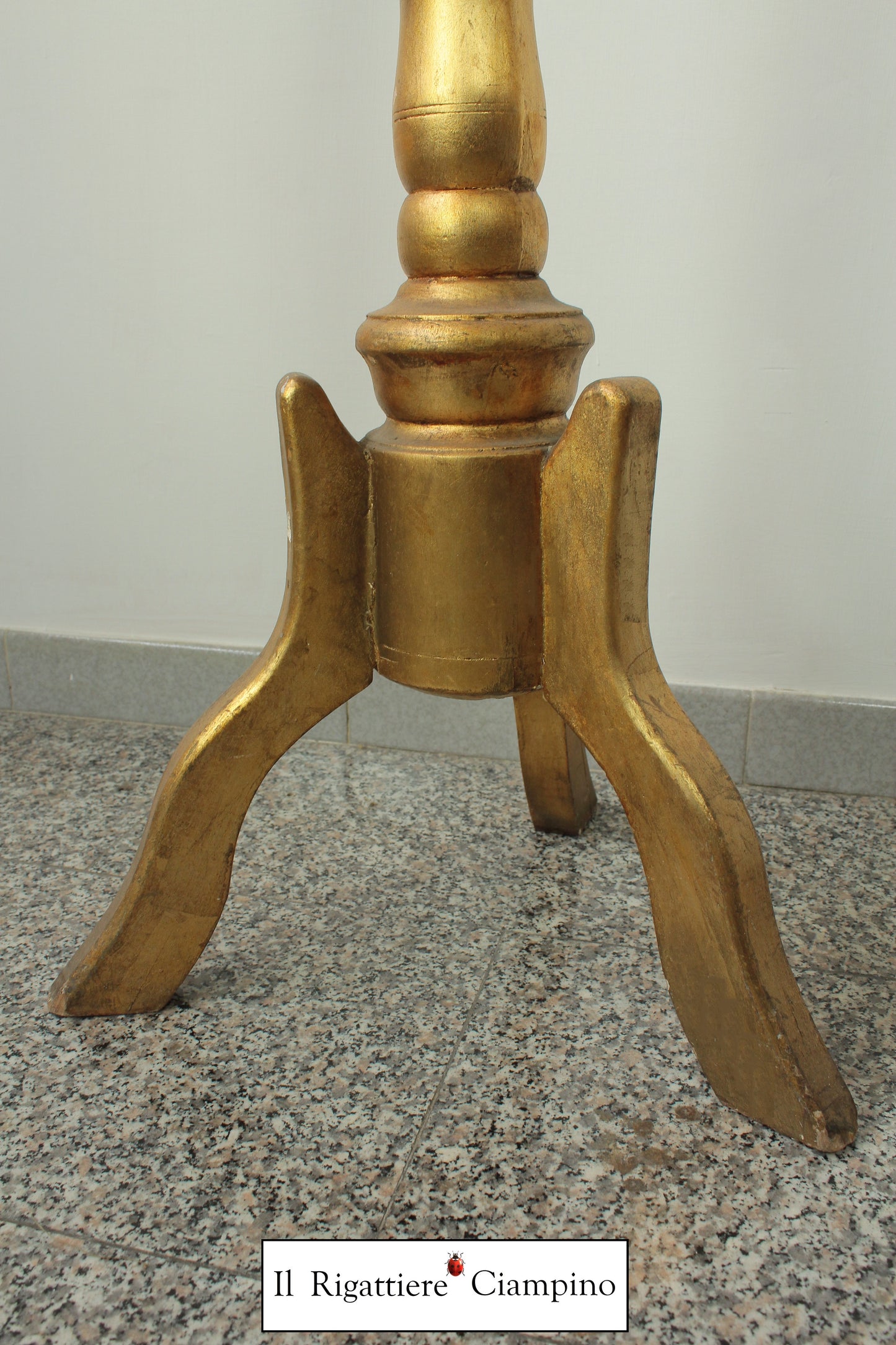 Appendiabiti modello Timone oro