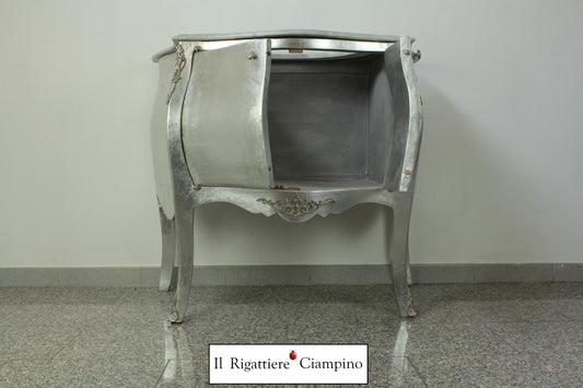 Mobile bagno in foglia argento con lavandino