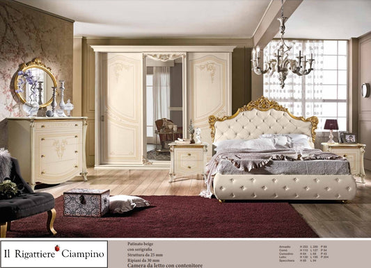 Camera da letto beige patinato in stile barocco con contenitore finiture oro
