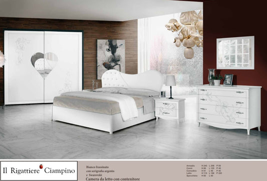 Camera da letto con contenitore bianco frassinato con serigrafia argento