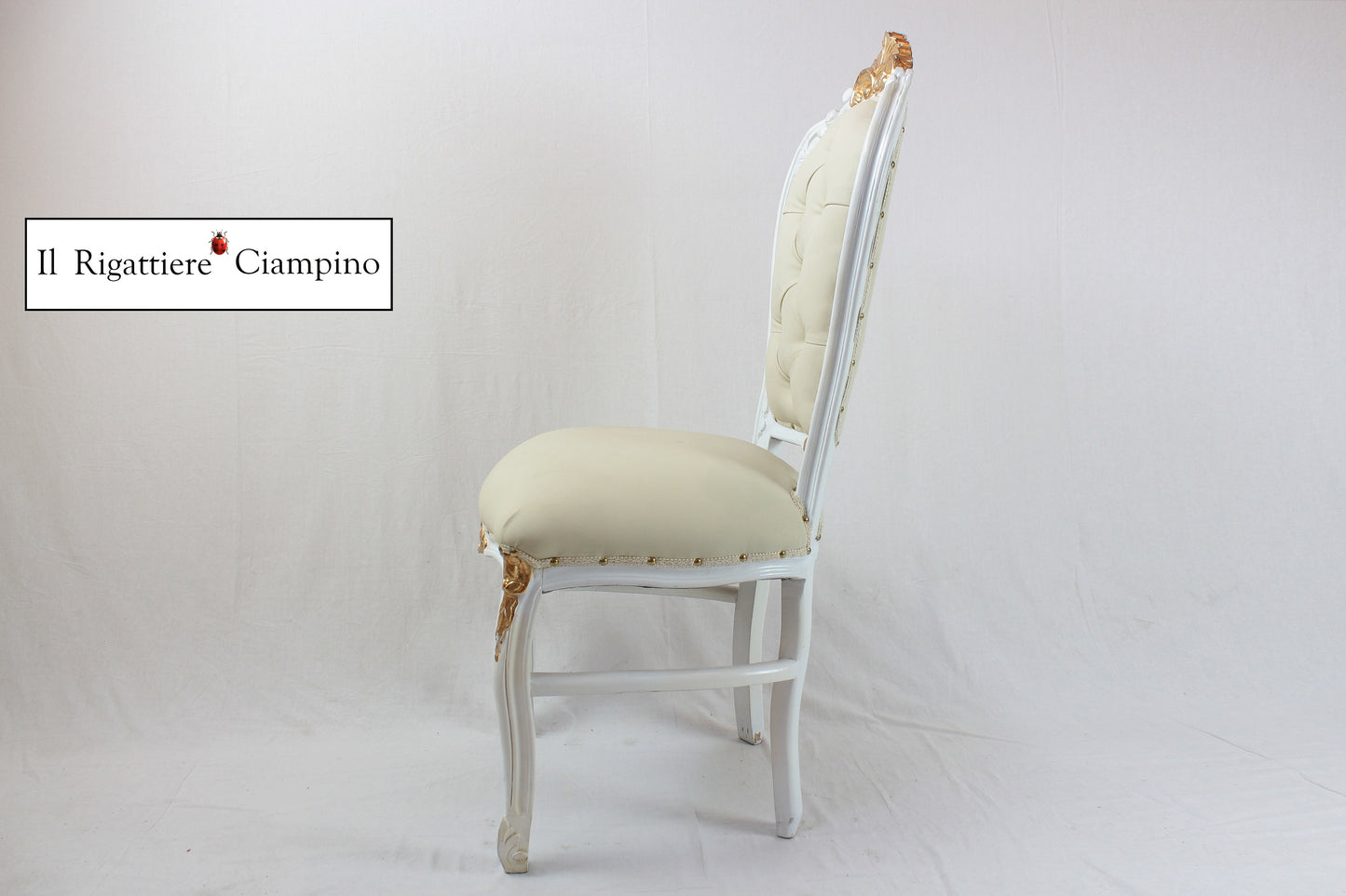 Sedia Natalia in stile barocco bianca con rifiniture oro
