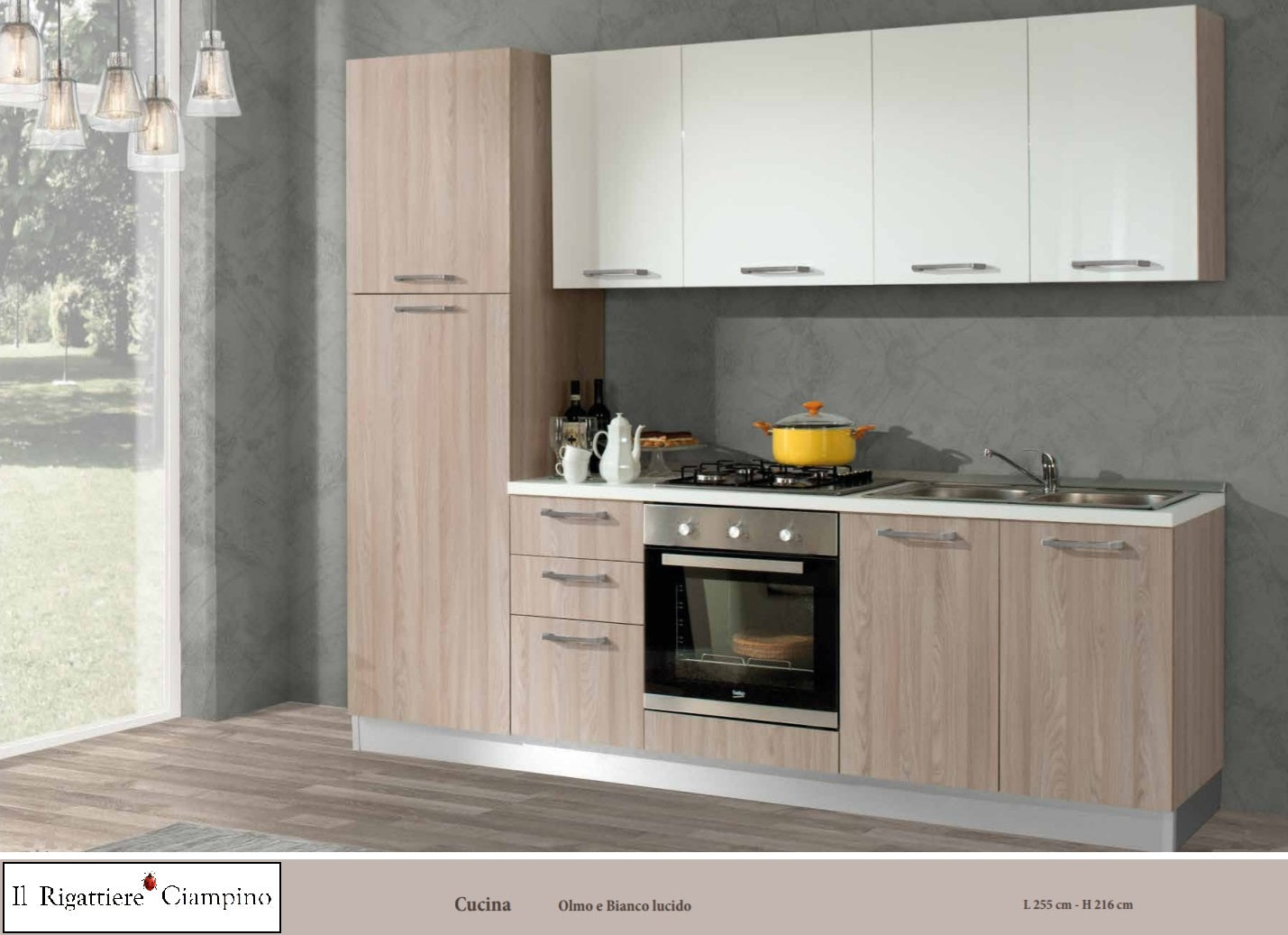 Arredo cucina con elettrodomestici effetto legno e bianco lucido