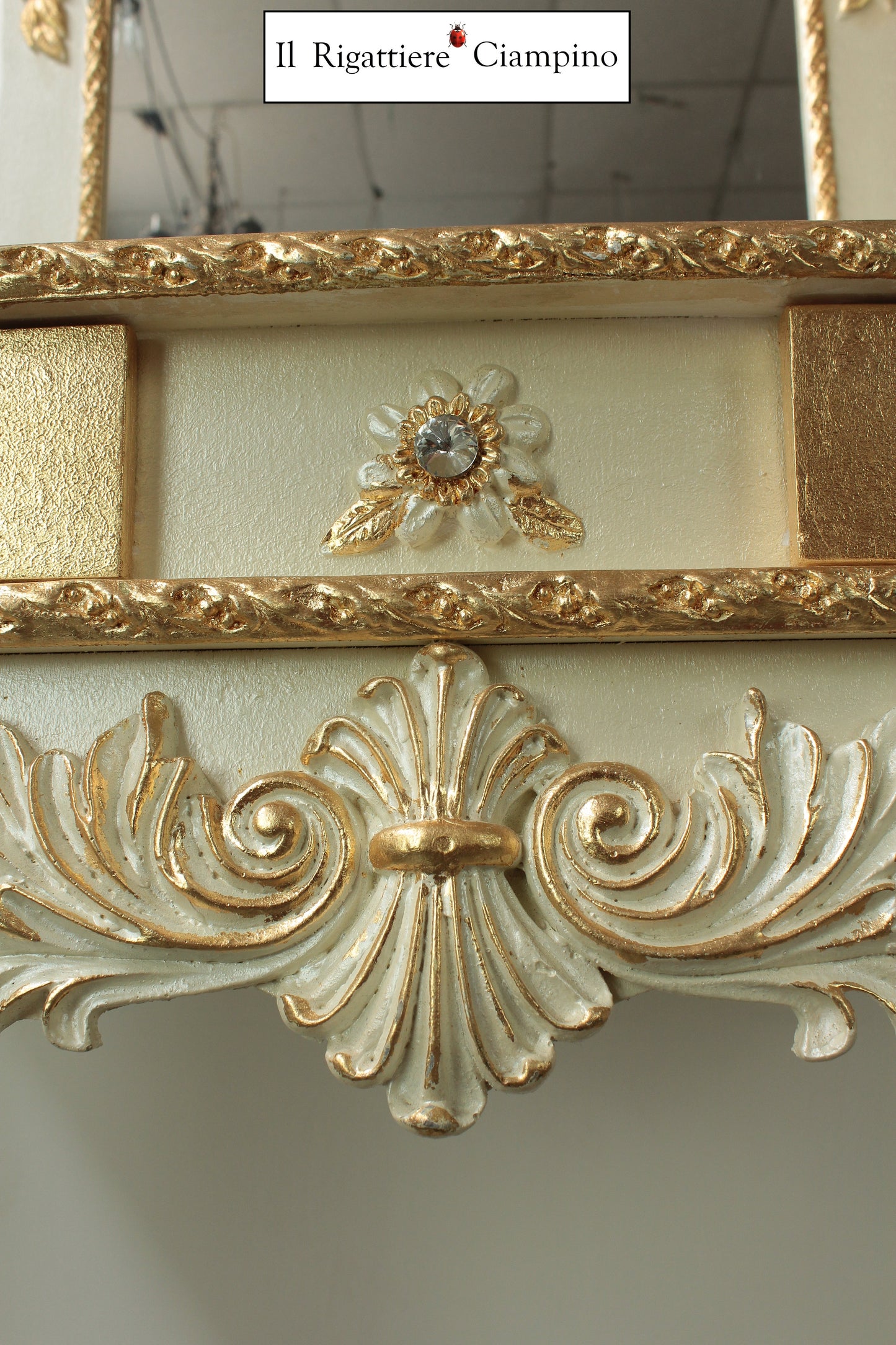 Consolle specchiera barocca avorio e oro con Swarovski