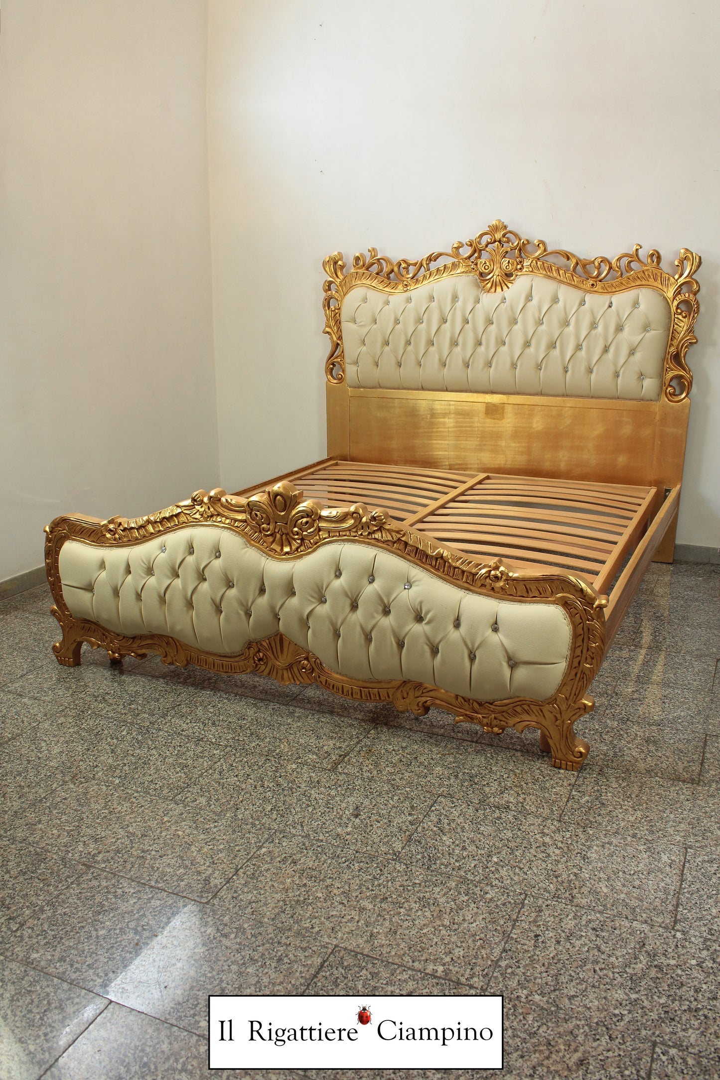 Letto matrimoniale in stile barocco modello Jessica