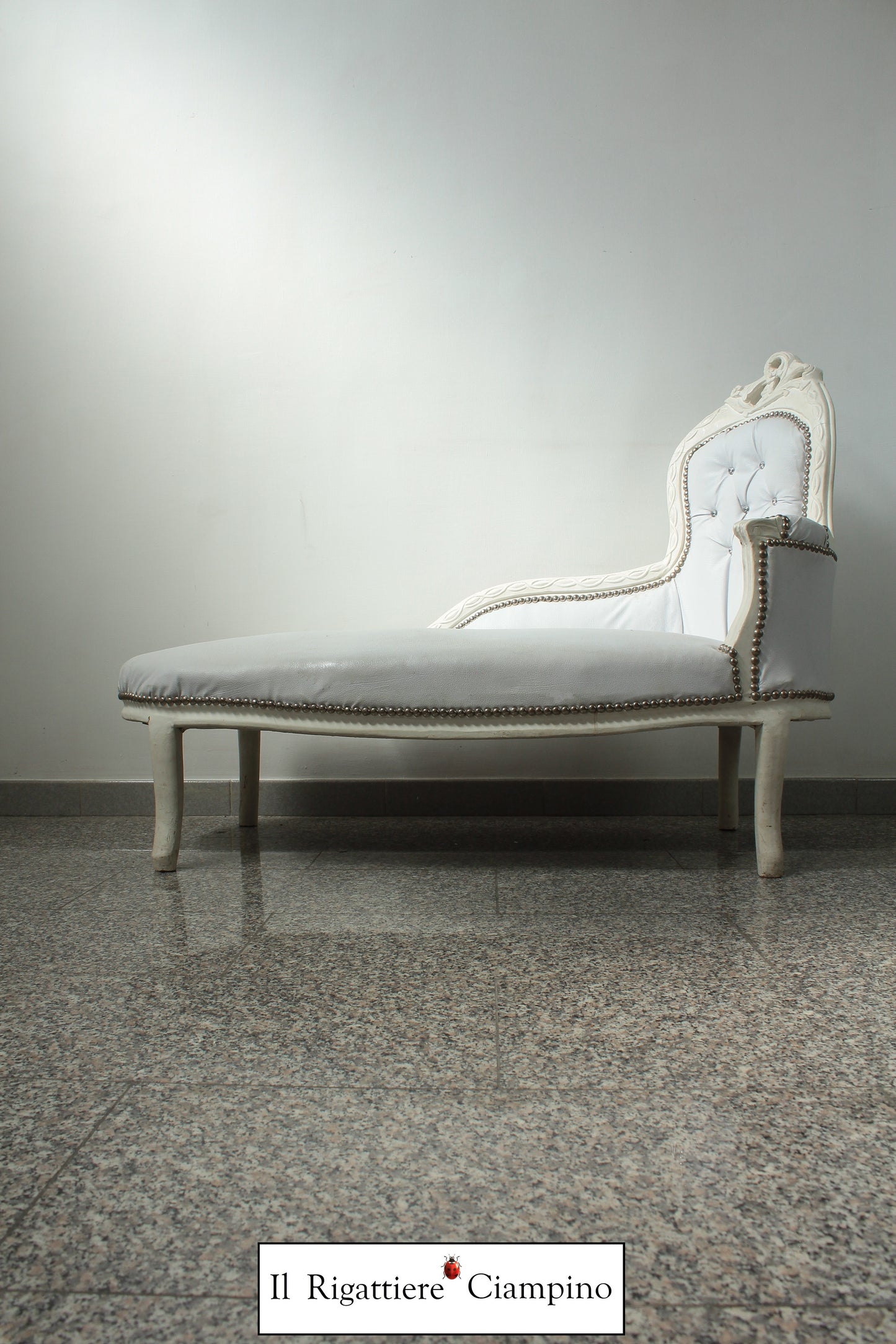 Dormeuse lettino bianca ecopelle azzurra