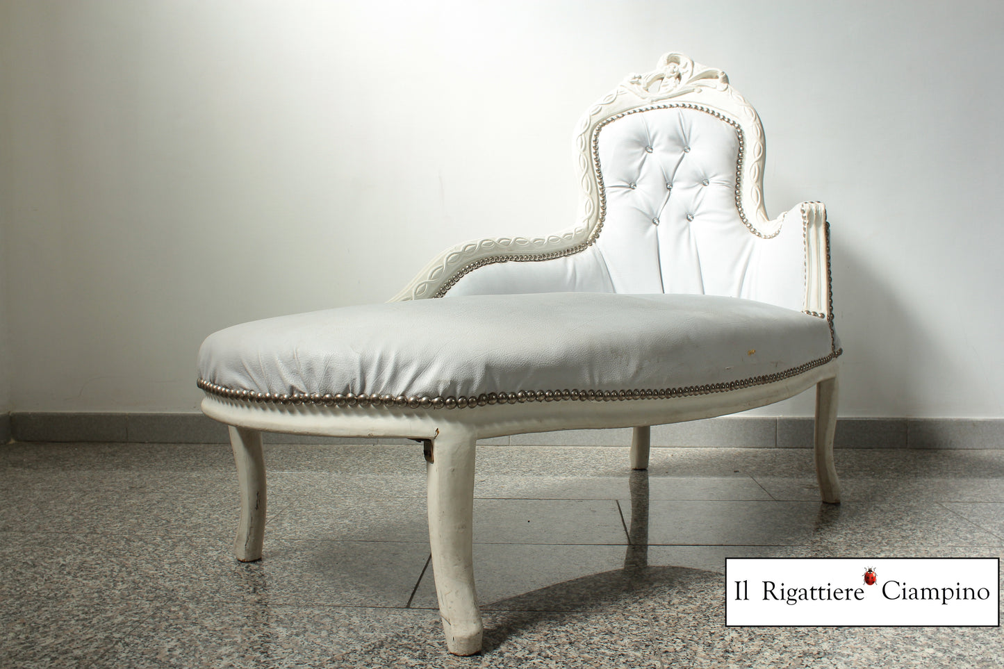 Dormeuse lettino bianca ecopelle azzurra