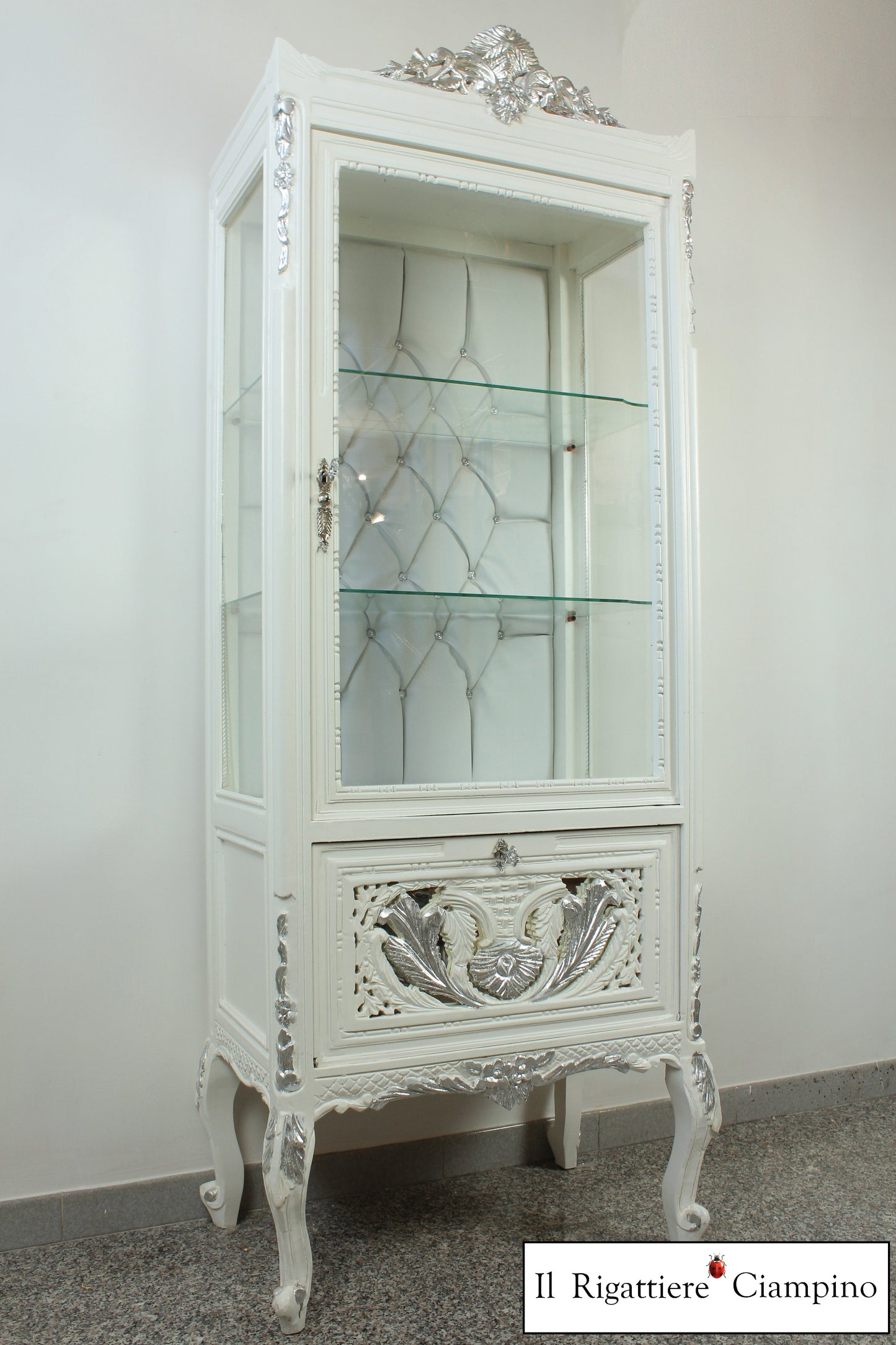 Vetrina Grace in stile barocco