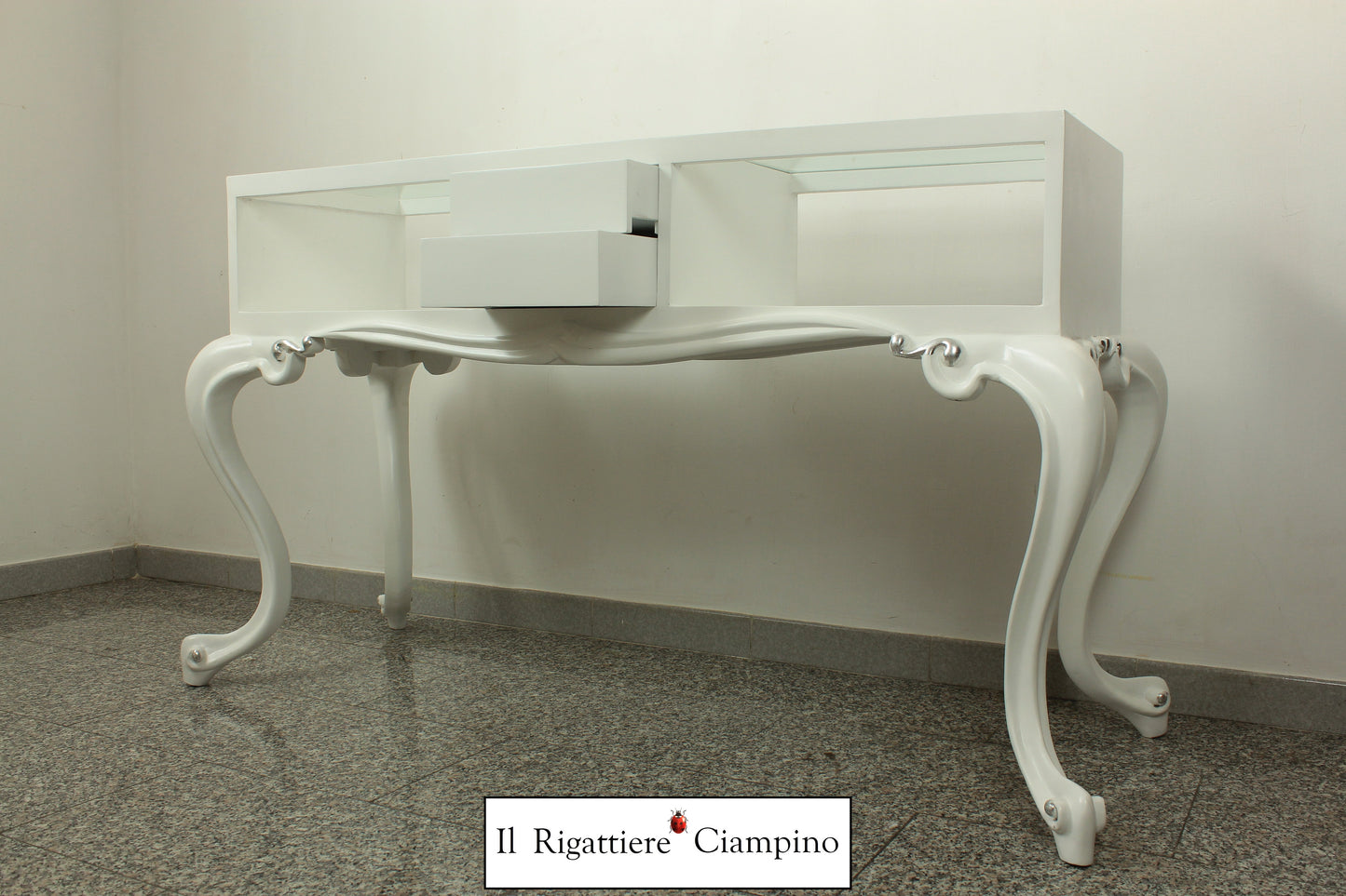 Postazione unghie a due operatrici bianca con finiture argento