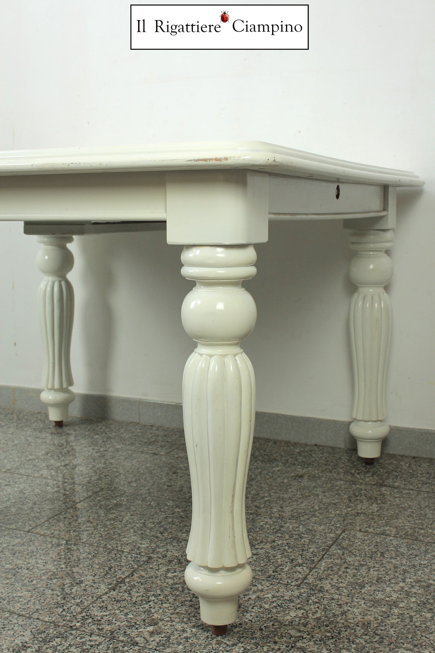 Tavolo allungabile in mogano bianco